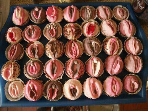 ARE VAGINA CUPCAKES THE PERFECT RAVER SNACK