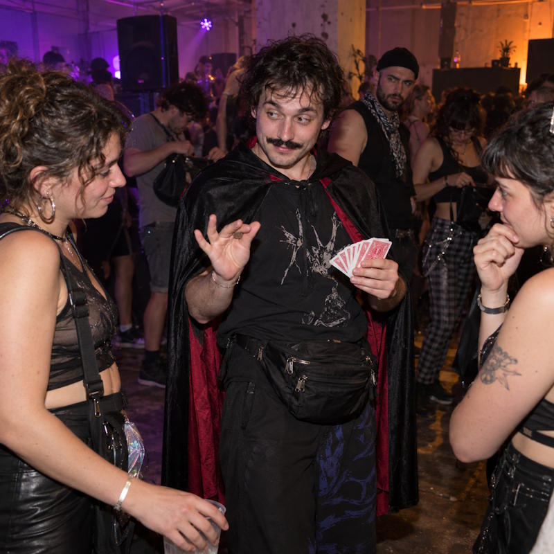 PARTY MAGICIAN MAKES EVERYONE'S DRUGS DISAPPEAR